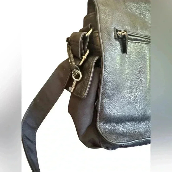 Fossil Leather Microfiber Black large Multi Pocket Shoulder Tote Messenger Bag - Picture 6 of 16